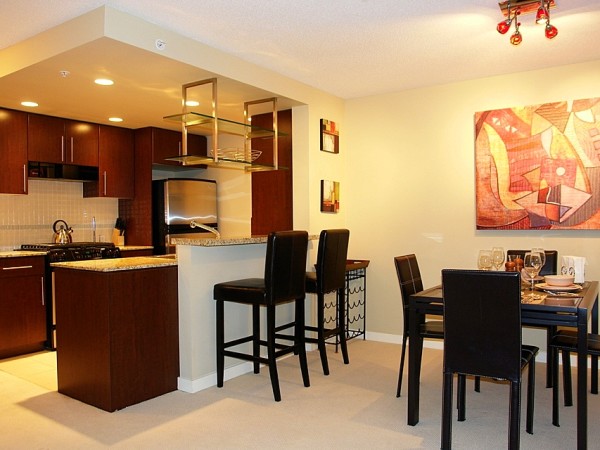 dinning room kitchen